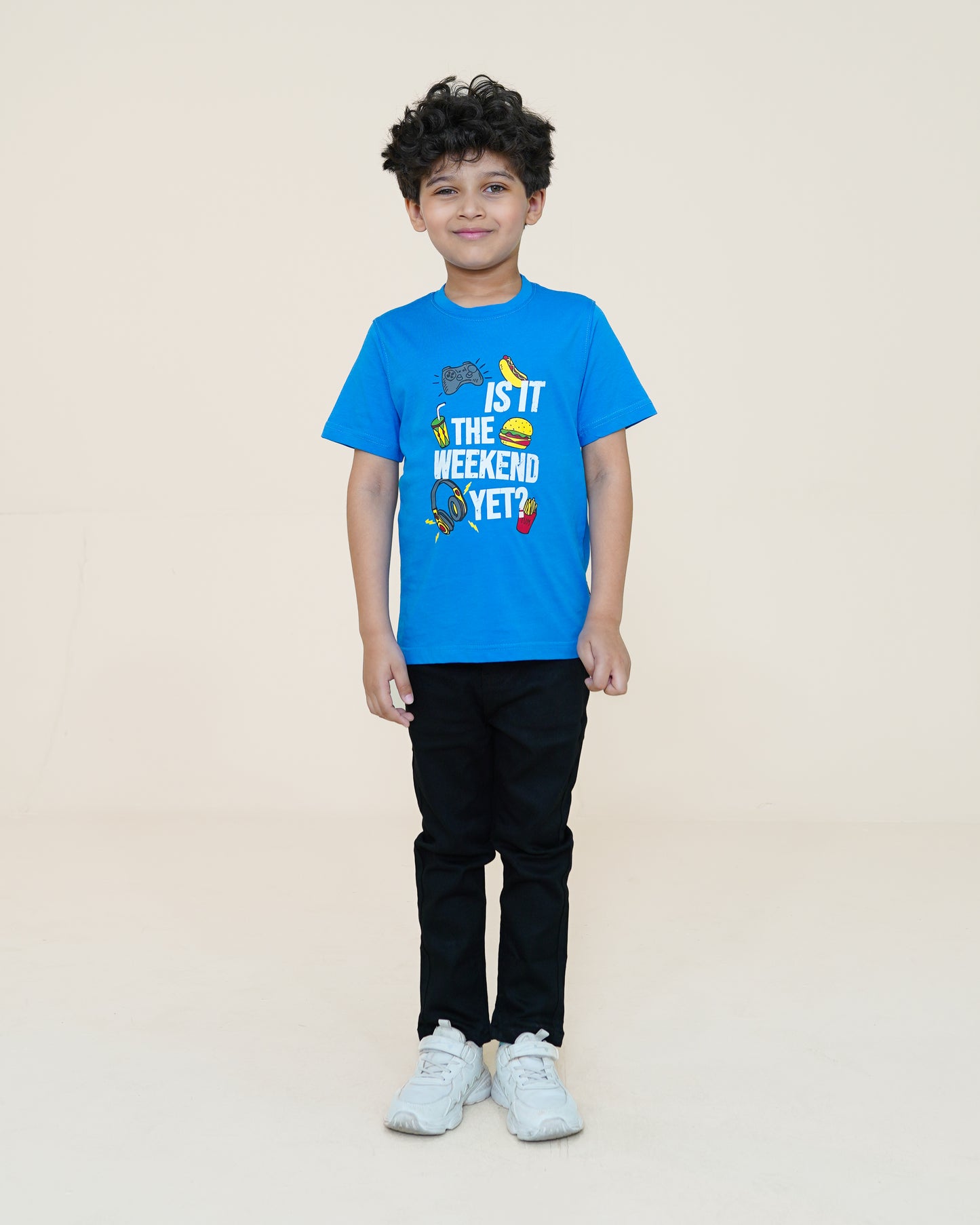 Weekend Vibes – Sky Blue