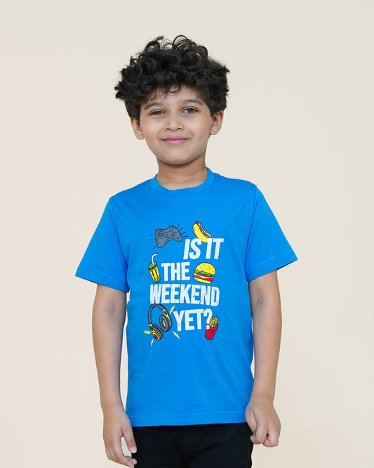 Weekend Vibes – Sky Blue