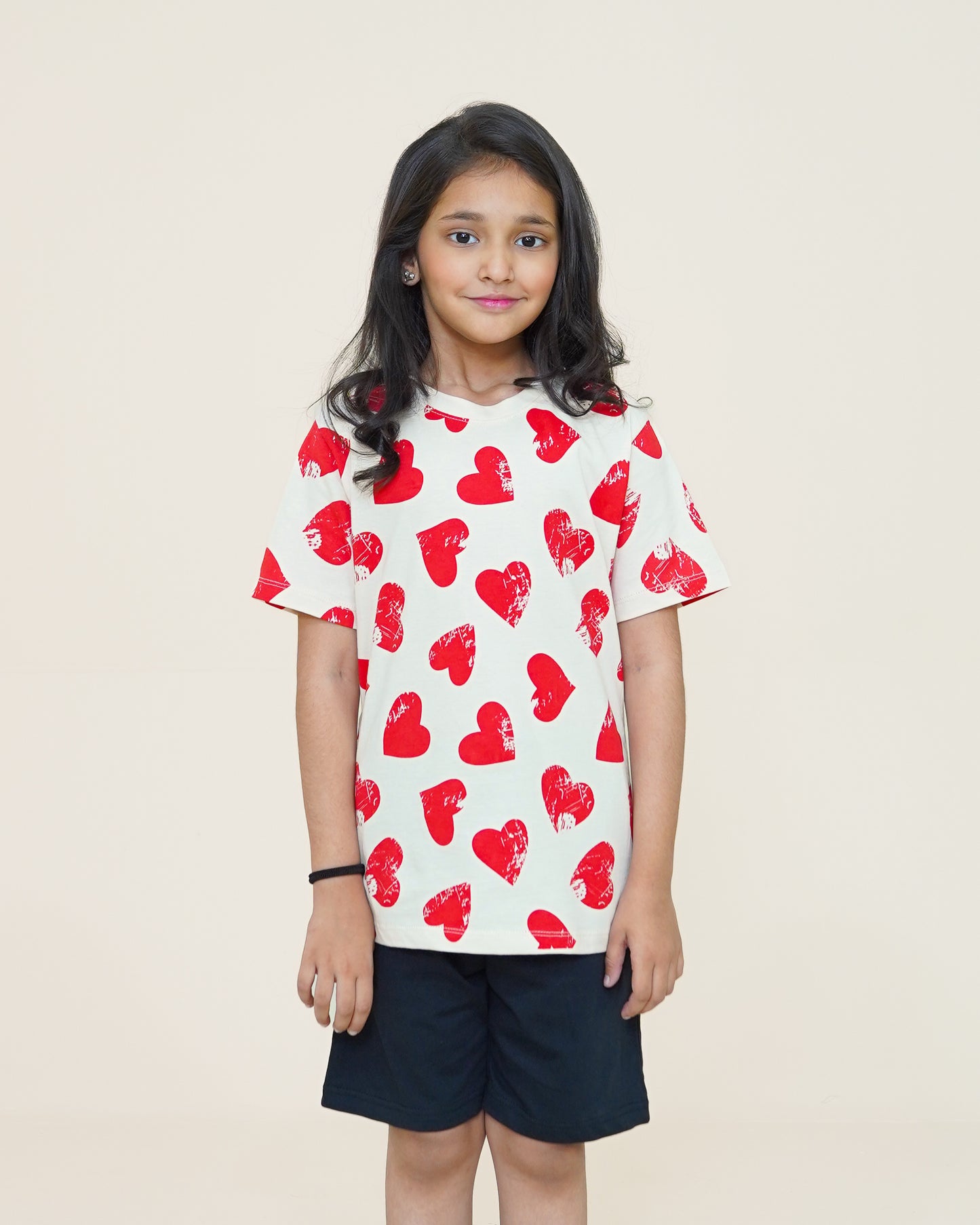 Love Hearts T-shirt – Beige