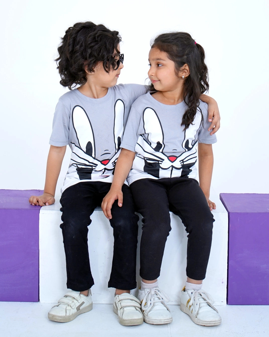 Grey Bugs Bunny T-shirt